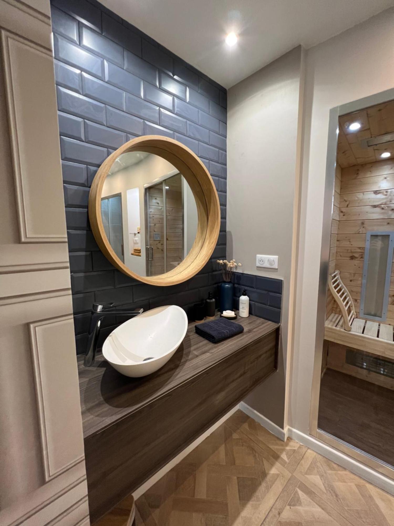 Appartement Avec Jacuzzi Sauna & Home Cinema - Nid D'アンジェ エクステリア 写真