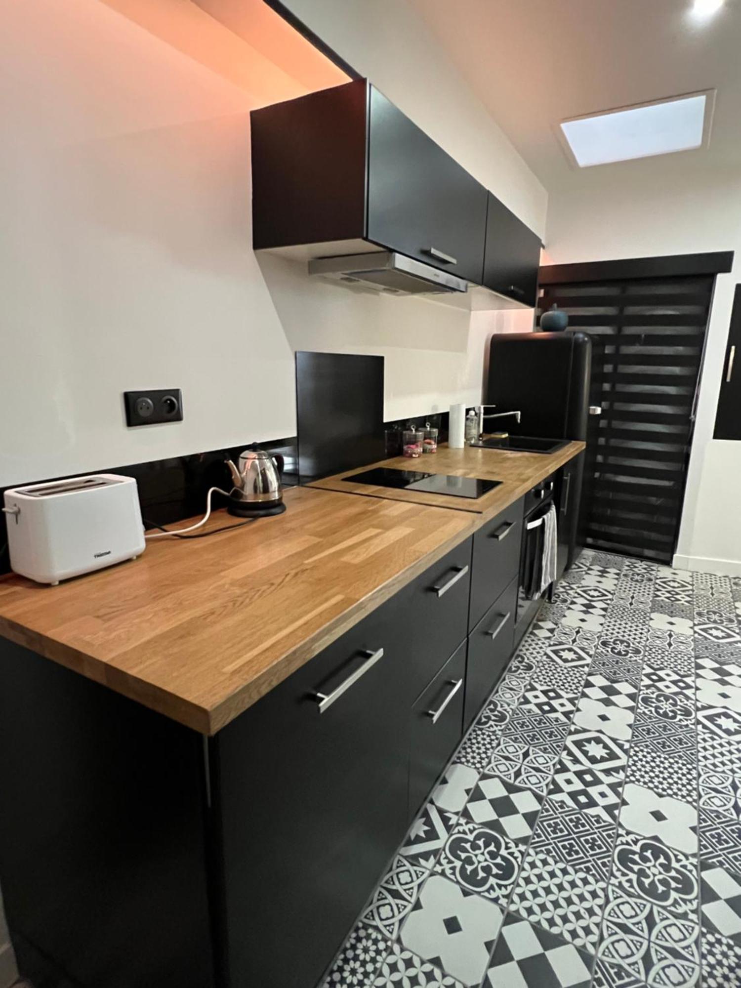 Appartement Avec Jacuzzi Sauna & Home Cinema - Nid D'アンジェ エクステリア 写真